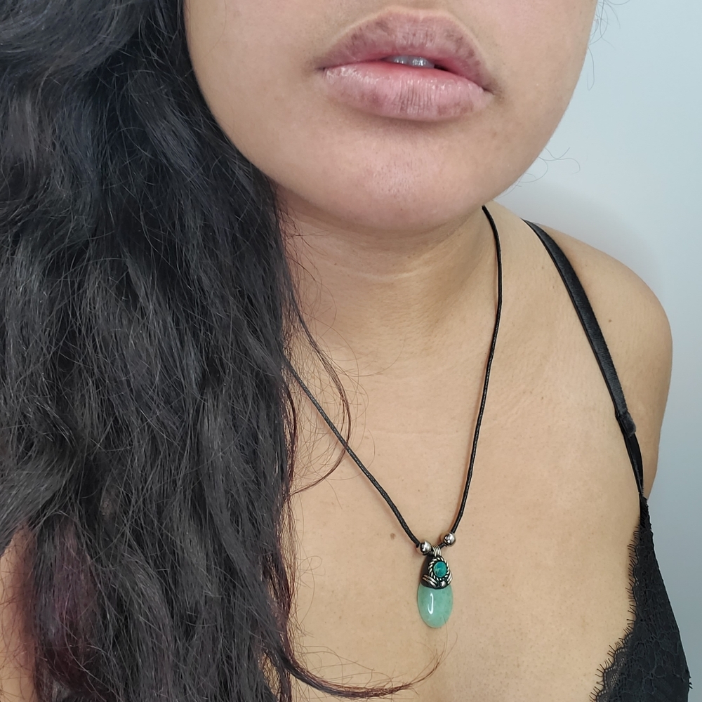 Dainty Stone Necklace Choker Boho Hand Crafted NEW